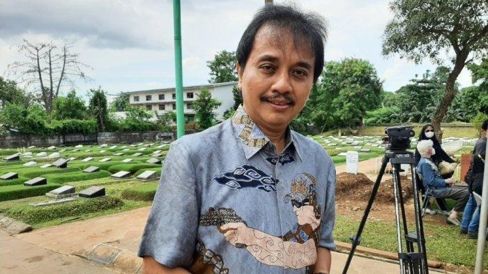 Share Meme Stupa Borobudur Mirip Jokowi, Roy Suryo Sebut Ada Alasannya: Saya Komen karena Dimention