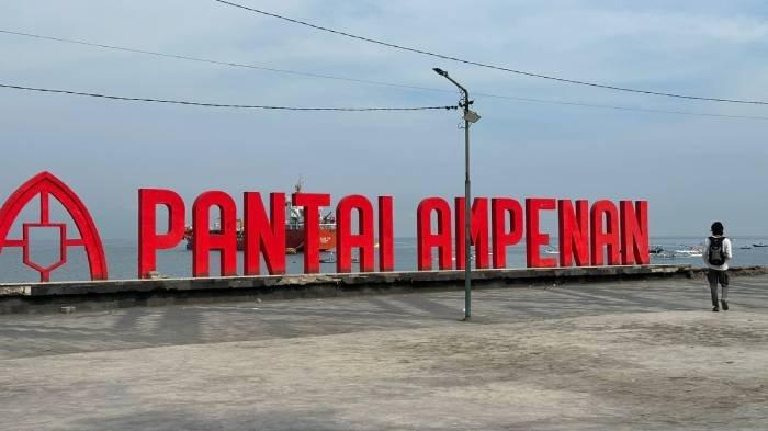 Senja Jingga di Kota Tua: Menguak Pesona Sejarah dan Keindahan Matahari Terbenam Pantai Ampenan