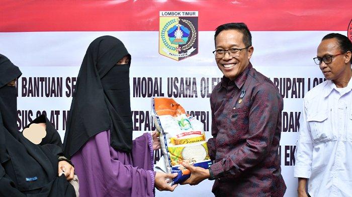 Pj Bupati Lombok Timur Rangkul Warga Terpapar Terorisme dengan Bantuan Sembako dan Modal Usaha