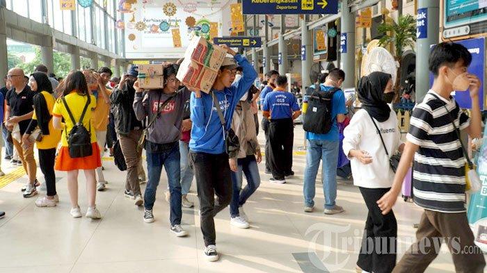 193,6 Juta Orang Diprediksi Mudik Lebaran 2024, Terbanyak Pakai Kereta Api dan Bus