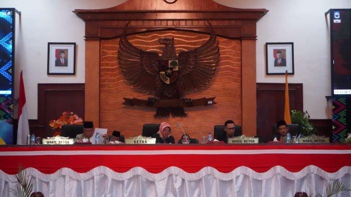 DPRD NTB Sahkan Perda Perubahan APBD Tahun 2022