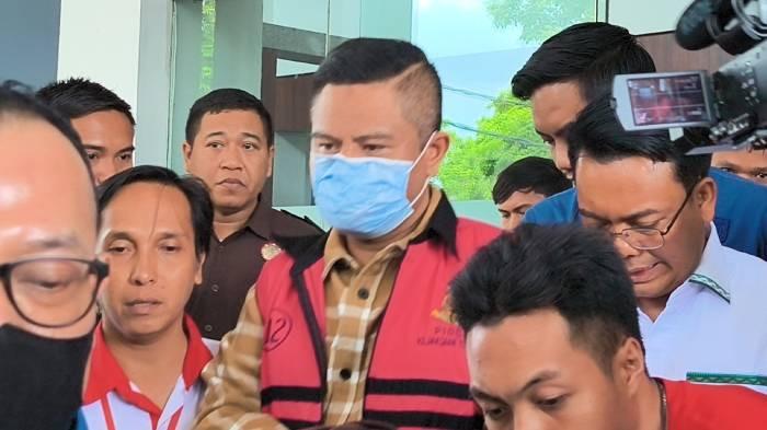 BREAKING NEWS Dua Anggota DPRD NTB Ditetapkan Jadi Tersangka Kasus Gratifikasi Dana 'Siluman'
