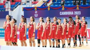 Basket-putri-raih-emas.jpg