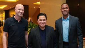 Erick-Thohir-Patrick-Kluivert-Timnas-Indonesia-25267.jpg