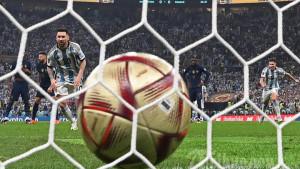 Gol-penalti-Lionel-Messi-2022.jpg