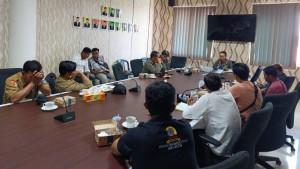 Hearing-Asosiasi-Kecimol-se-NTB-AK-NTB-di-Ruang-Rapat-Komisi-II-DPRD-Lombok-Tengah.jpg
