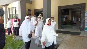 Jemaah-Calon-Haji-Nusa-Tenggara-Barat.jpg