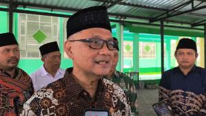 KUNJUNGAN-MENTERI-KE-NTB-HAJI.jpg