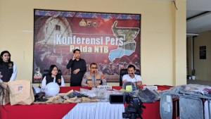 Konfrensi-pers-Polda-NTB-soal-pengerusakan-Mapolda-dan-gedung-dprd.jpg