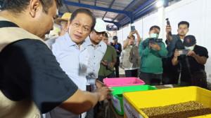 Menteri-LH.jpg