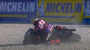 Momen-Jorege-Martin-terjatuh-menunggangi-RS-GP-Aprilia.jpg