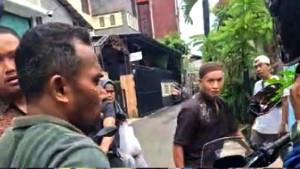 PENGANIAYAAN-WARTWAN-DI-PASAR-RESBO-JAKARTA-TIMUR-32.jpg