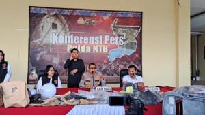 PENGUNGKAPAN-PENGERUSAKAN-GEDUNG-43.jpg