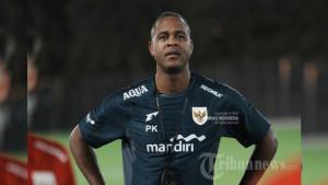 Patrick-Kluivert-Jelang-Melawan-Arab-Saudi_20251004_212549.jpg
