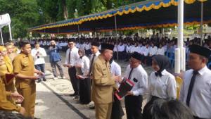 Penyerahan-SK-CPNS-dan-PPPK-Kota-Mataram.jpg