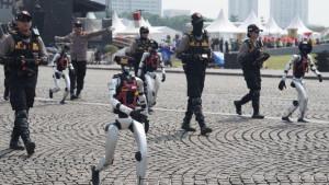 Sejumlah-robot-polisi.jpg