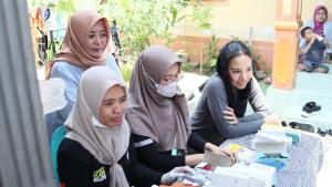 Suasana-antusias-warga-Kelurahan-Pagutan-Barat-67.jpg