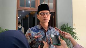 Wali-Kota-Mataram-Mohan-Roliskana1111.jpg