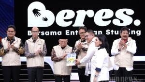 Wapres-terima-buku.jpg