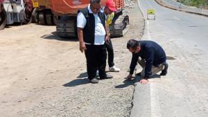 gubernur_ntb_cek_proyek_jalan_ksb_02040656jpg.jpg