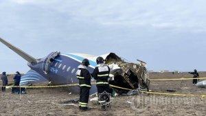 jatuhnya-jet-penumpang-Azerbaijan-Airlines.jpg