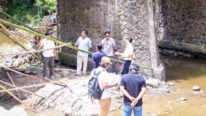 komisi_iii_dprd_lombok_tengah_jembatan_mangkung_1202056jpg.jpg