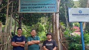 rumah-kopi-sembalun-karman.jpg