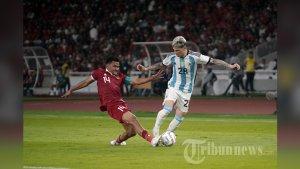 timnas-indonesia-ditekuk-argentina-2-0_20230620_015012.jpg