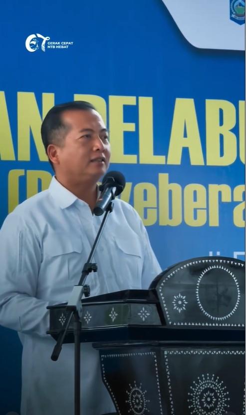 penyeberangan gratis bagi ambulans di Kayangan-Poto Tano