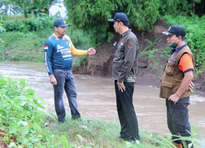 Bupati Dompu Akan Bangun Tanggul Banjir pada Beberapa Tempat di Kelurahan Simpasai dan Potu