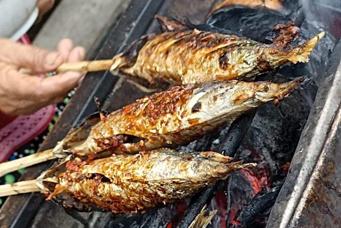 Ikan-bakar-enak.jpg