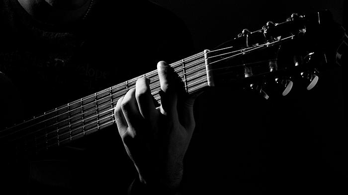 Chord dan Lirik Lagu Sasak Ujan Beleq Lek Semawak - Baiq Elis