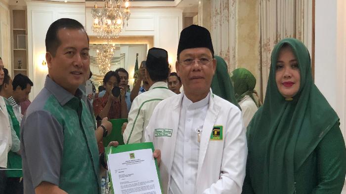Ketua-Umum-PPP-Muhamad-Mardiono.jpg