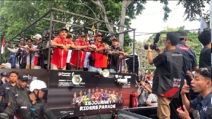 MOTOGP-MANDALIKA-PARADE-54.jpg