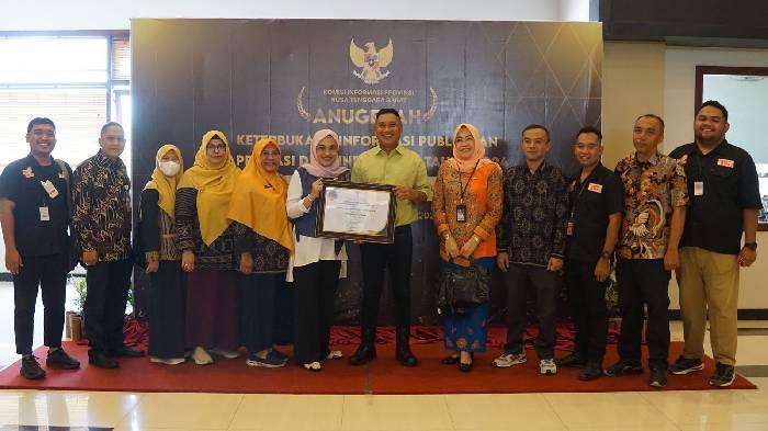 PPID-RSUD-Provinsi-NTB-kembali-meraih-peringkat-pertama-dengan-total-nilai-9940.jpg