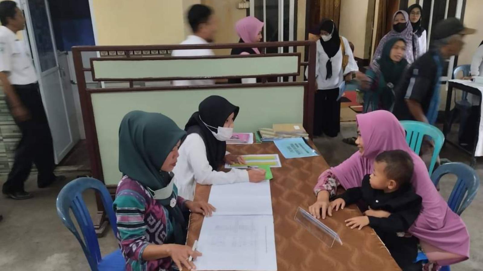 Pelayanan-anak-di-Puskesmas-Rarang.jpg