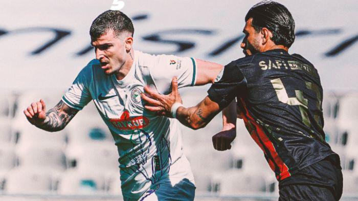 Pemain-Caykur-Rizespor-dan-Fatih-Karagümrük.jpg