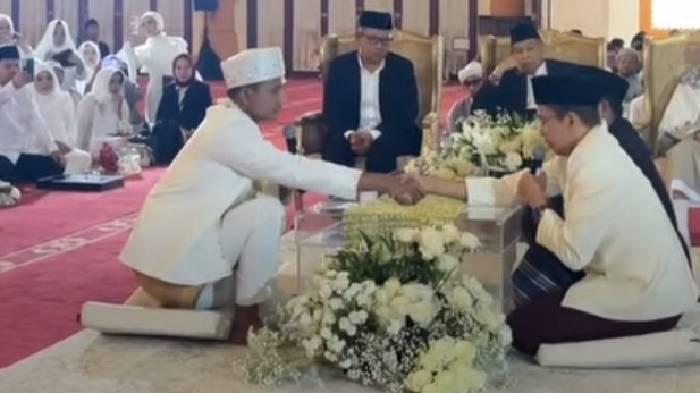 Prosesi-akad-nikah-kedua-mempelai-Zahwa-dan-Royhan-di-IC-Mataram.jpg