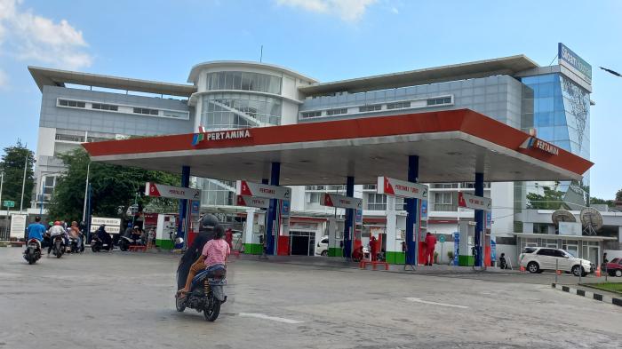 8 Strategi Atasi Dampak Konflik Timur Tengah: WFH ASN, BBM 50 Liter Per Hari, Pemangkasan MBG