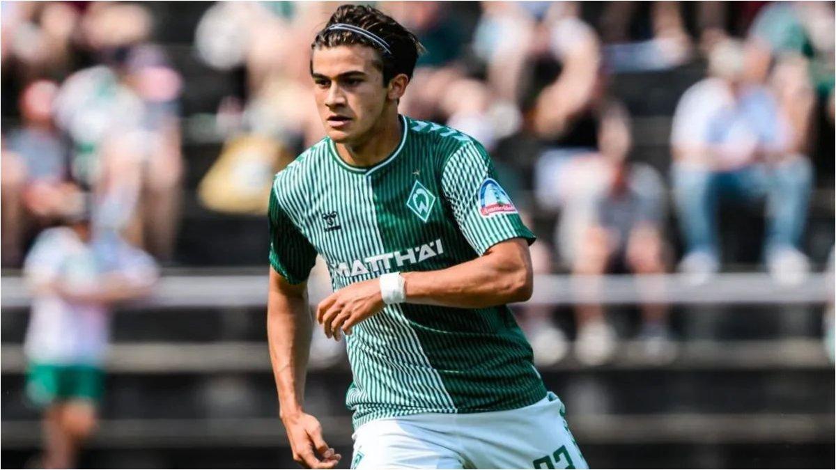 Sosok-Ethan-Kohler-gelandang-bertahan-milik-Werder-Bremen.jpg