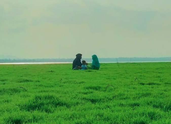 Cara Unik Bupati Lombok Tengah Promosikan Desa Wisata, Senam Keliling ke Objek Wisata