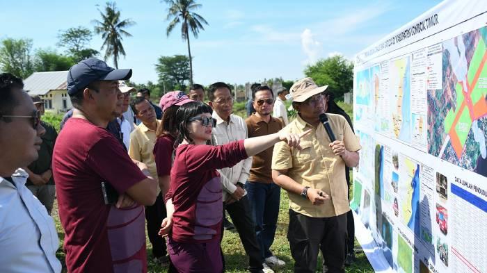 Wakil-Menteri-Stella-Christie-meninjau-dua-titik-Sekolah-Garuda.jpg