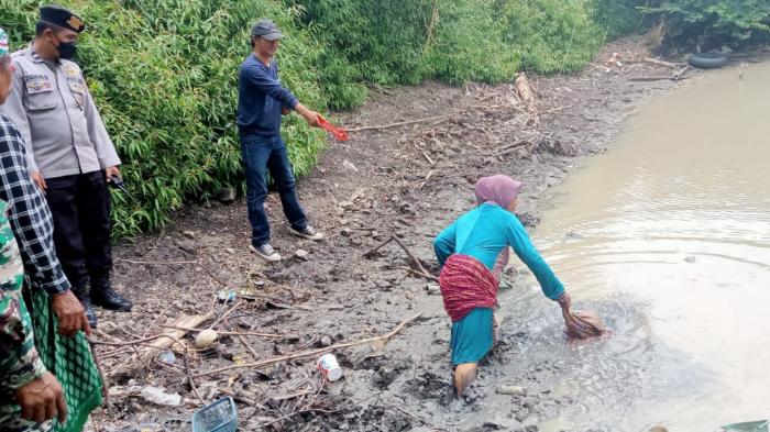 Warga Lombok Tengah Dihebohkan dengan Penemuan Mayat Perempuan di Embung
