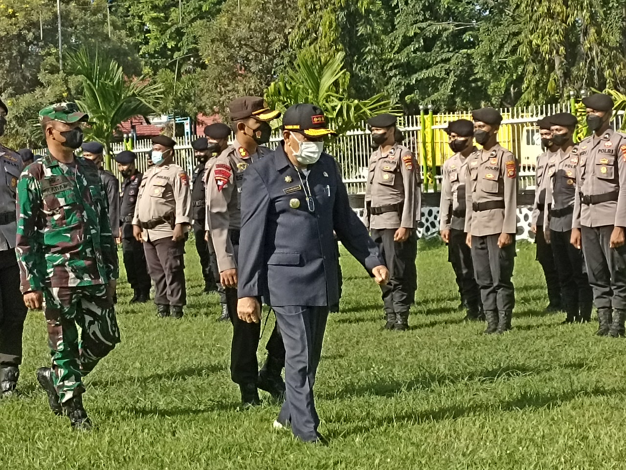 bupati-sumbawa-h-mahmud-abdullah-saat.jpg