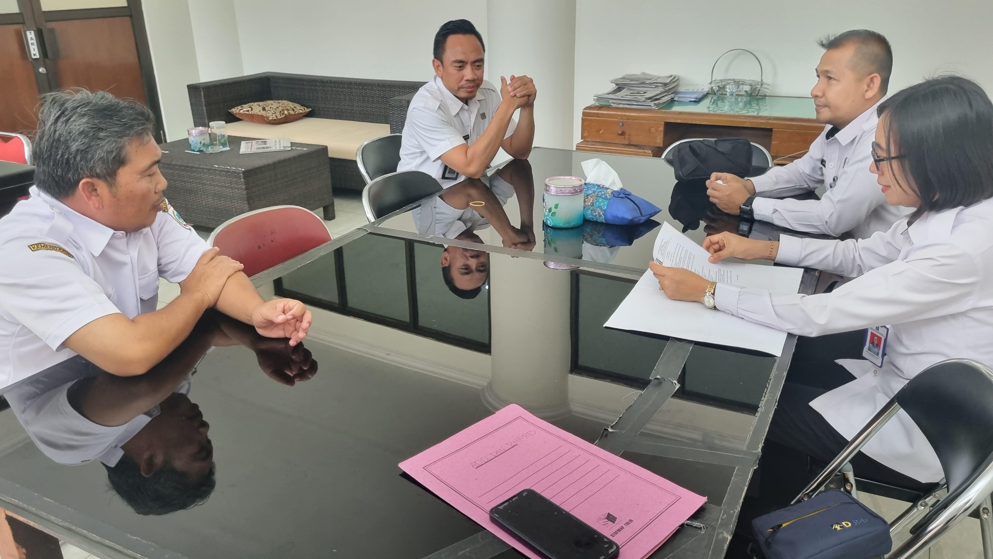 Kanwil Kemenkumham NTB Harmonisasikan 41 Raperda dan Raperkada Sumbawa Barat Sepanjang 2024