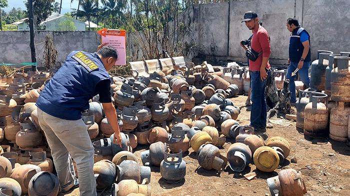 Polisi Tangkap 3 Pengoplos Elpiji Subsidi di Lombok Timur, Diduga Dalang Kebakaran Poskesdes