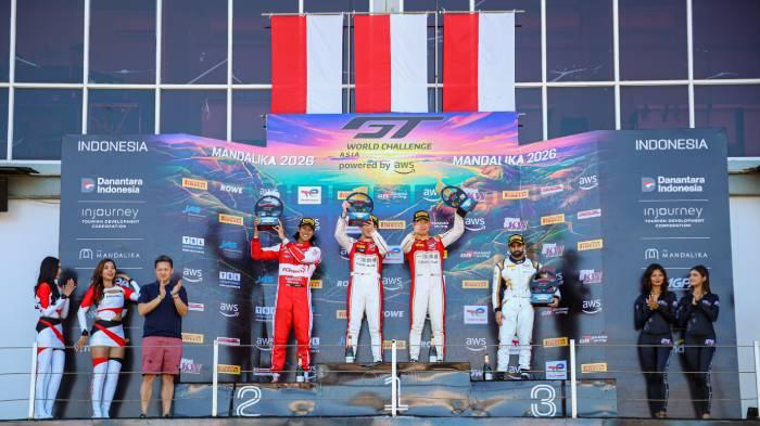 podium_sean_202081jpg.jpg