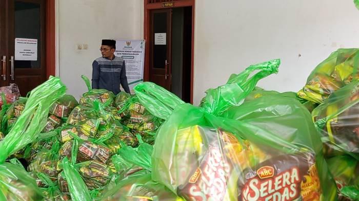 sembako_baznas_lombok_timur_bencana_2020320405.jpg