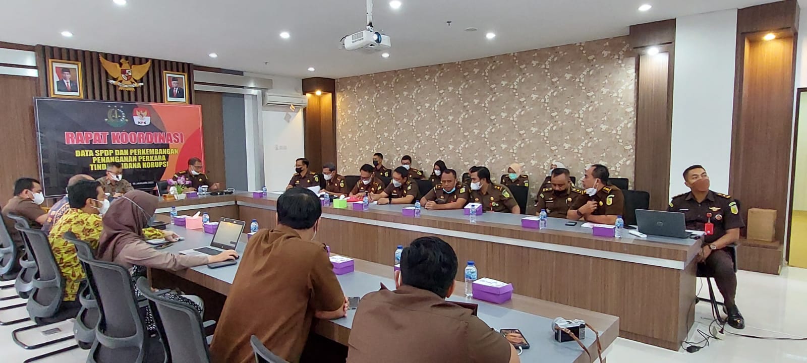 suasana-ekspose-progres-penanganan-kasus-korupsi-yang-ditangani-kejati-ntb.jpg