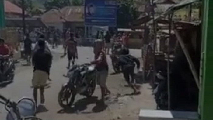 Dua Desa di Monta Bima Terlibat Bentrok, Buntut Dari Dugaan Rudapaksa Oleh 9 Pemuda